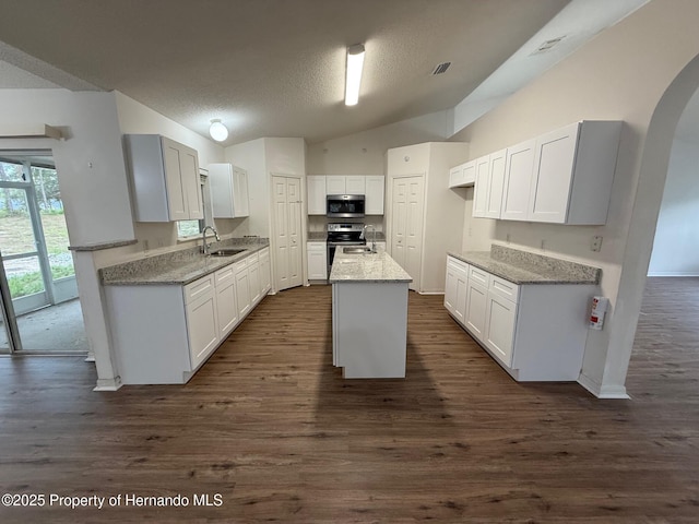 11308 Mahopac Rd, Weeki Wachee, FL 34614 - photo 8