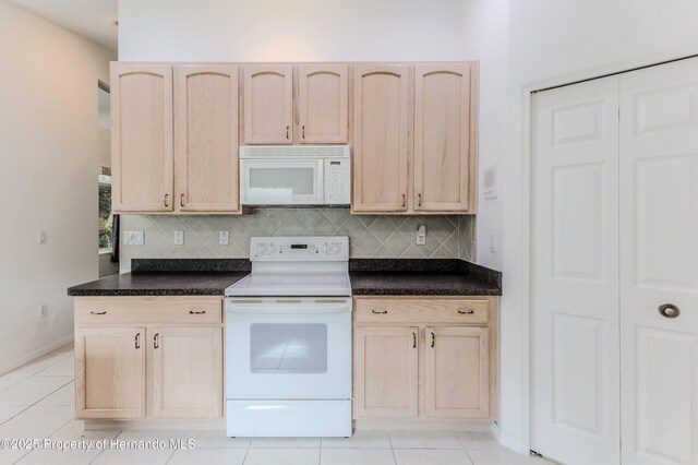 11330 Leeds Dr, Spring Hill, FL 34609 - photo 14