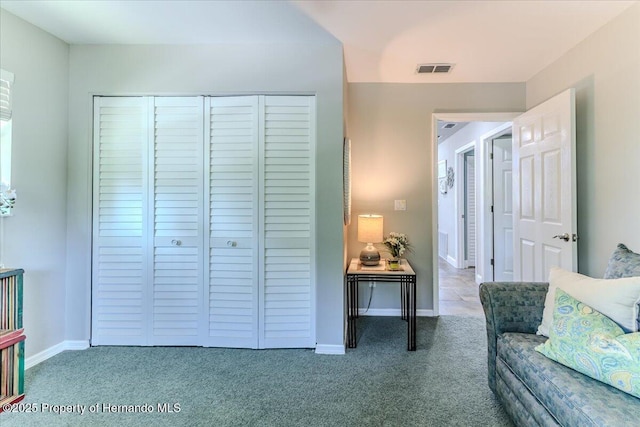 5233 Tuscawilla Dr, Weeki Wachee, FL 34607 - bedroom featuring carpet floors and a closet