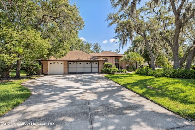 12295 Clarendon Ct, Spring Hill, FL 34609 - photo 2