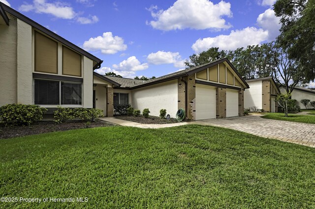 7385 Crestwood Dr, Weeki Wachee, FL 34613 - photo 2