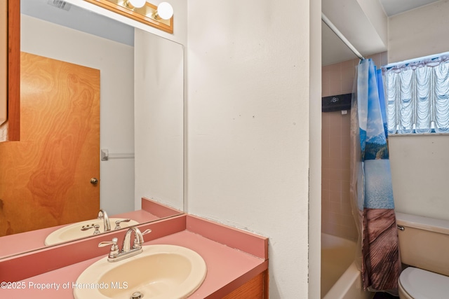 13345 Convent Garden Rd, Brooksville, FL 34613 - full bath with vanity and shower / tub combo