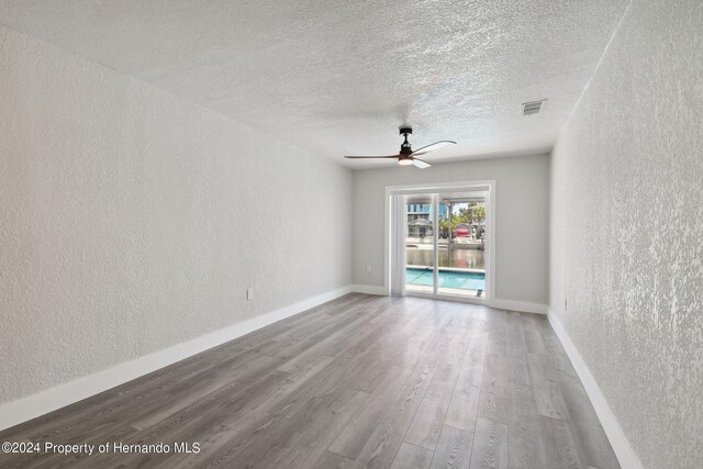 4482 Kingston Dr, Hernando Beach, FL 34607 - photo 8