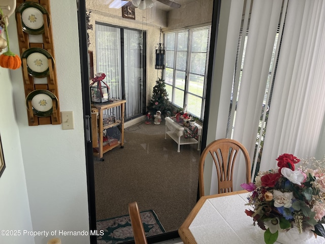 9474 Nakoma Way, Weeki Wachee, FL 34613 - dining area featuring a ceiling fan