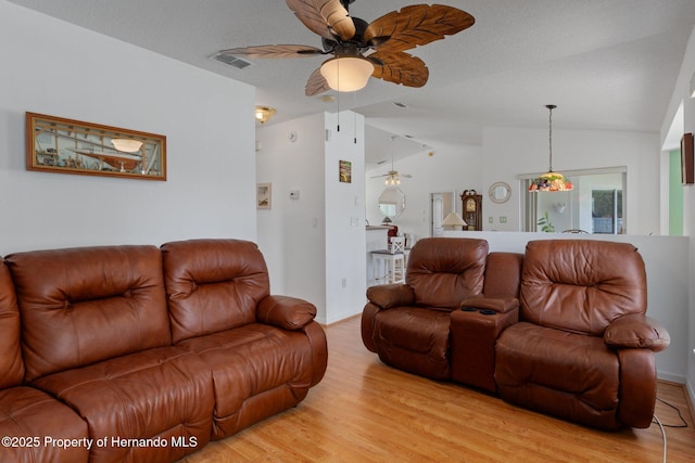 10335 Locker Dr, Spring Hill, FL 34608 - photo 25