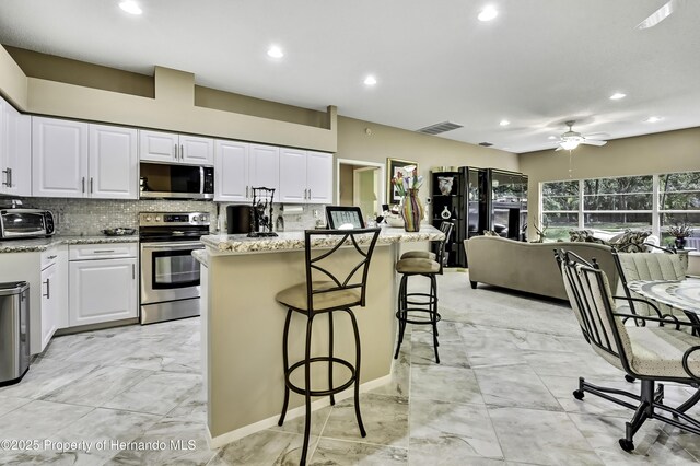 3140 Quail Hollow Ct, Spring Hill, FL 34606 - photo 9