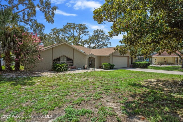 7940 Ravenwood Cv, Spring Hill, FL 34606 - photo 2
