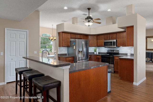 9438 Lorendale Cir, Spring Hill, FL 34608 - photo 12