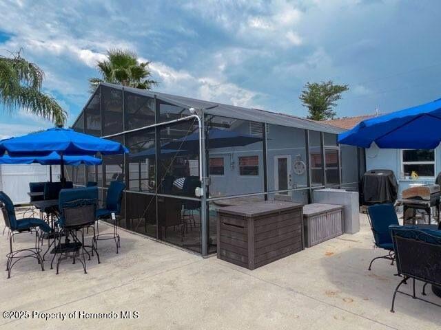 6253 Island Dr, Weeki Wachee, FL 34607 - photo 51