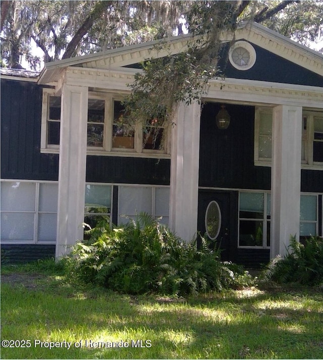2740 Saturn Rd, Brooksville, FL 34604 - view of side of home