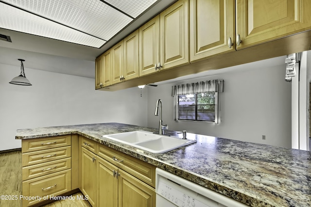 3296 Dolin Ave, Spring Hill, FL 34606 - photo 16