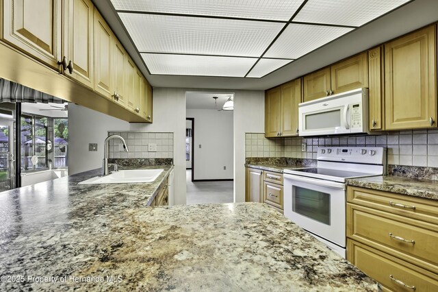 3296 Dolin Ave, Spring Hill, FL 34606 - photo 17