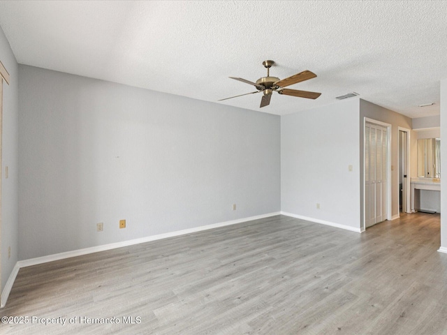 8110 Winding Oak Ln, Spring Hill, FL 34606 - photo 22