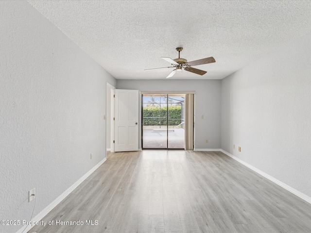 8110 Winding Oak Ln, Spring Hill, FL 34606 - photo 21