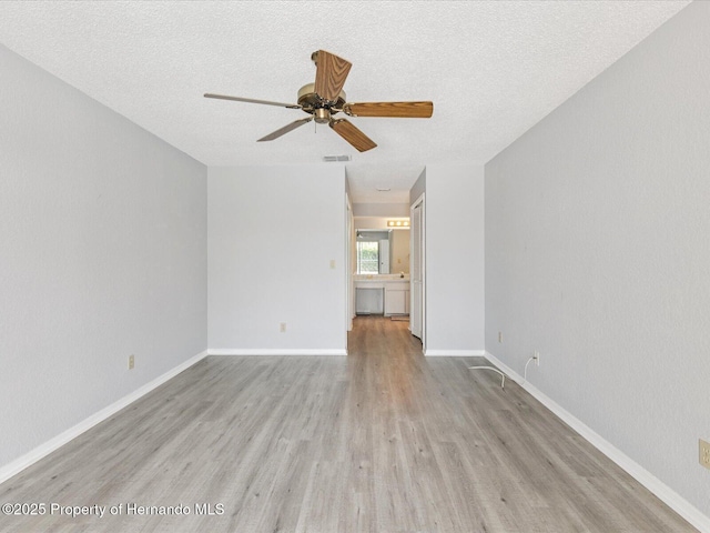 8110 Winding Oak Ln, Spring Hill, FL 34606 - photo 23