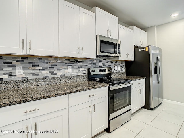 572 Argyll Dr, Spring Hill, FL 34609 - photo 16