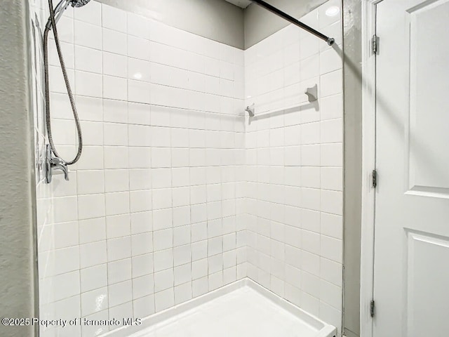 572 Argyll Dr, Spring Hill, FL 34609 - photo 37