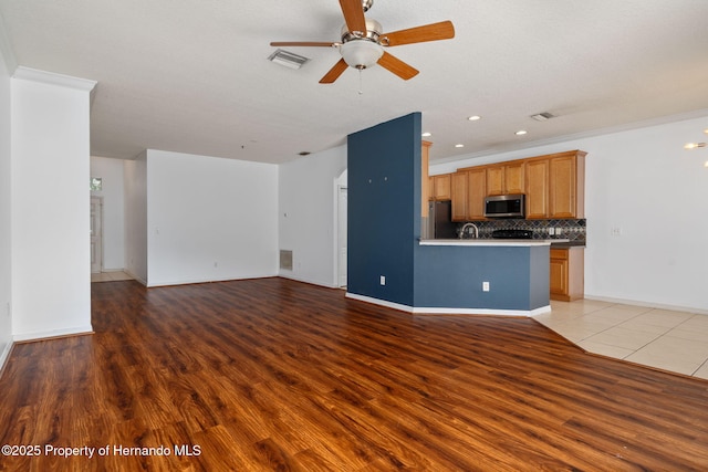 282 Winthrop Dr, Spring Hill, FL 34609 - photo 17