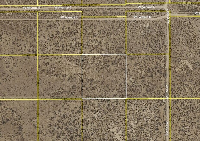 E2 65th St W, Lancaster, CA 93536 - photo 3