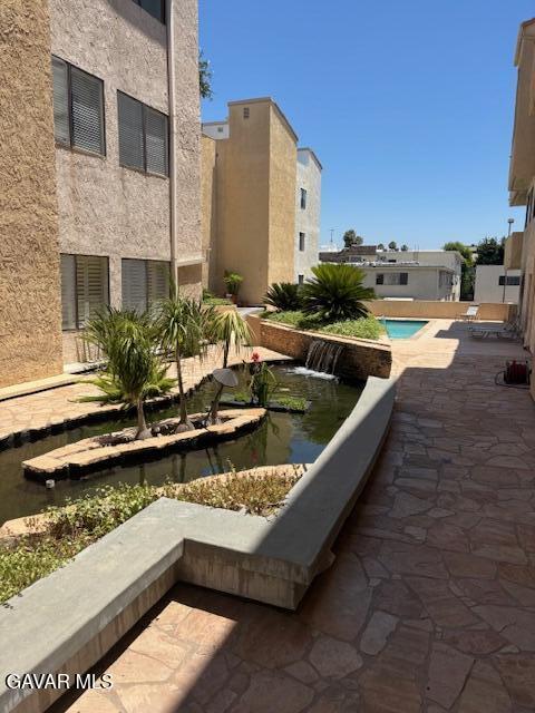 5310 Zelzah Ave Unit 305, Encino, CA 91316 - view of property's community