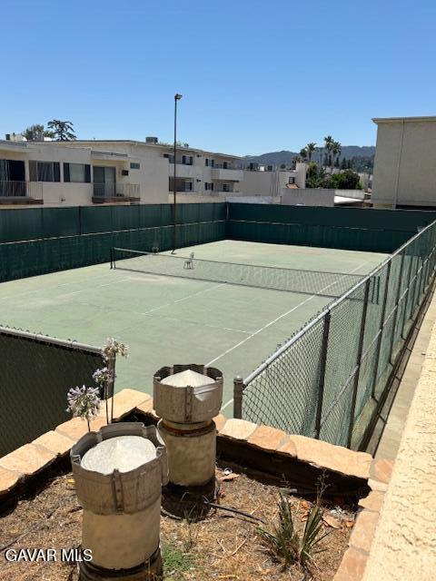 5310 Zelzah Ave Unit 305, Encino, CA 91316 - view of tennis court