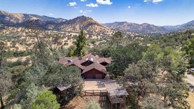 bird's eye view featuring a mountain view