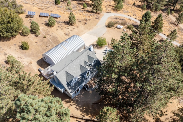 aerial view of property and surrounding area