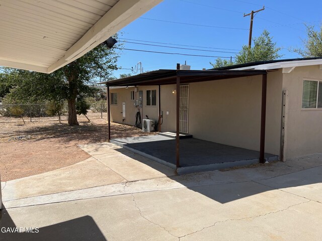 3358 Martin Ave, Mojave, CA 93501 - view of patio with an attached carport
