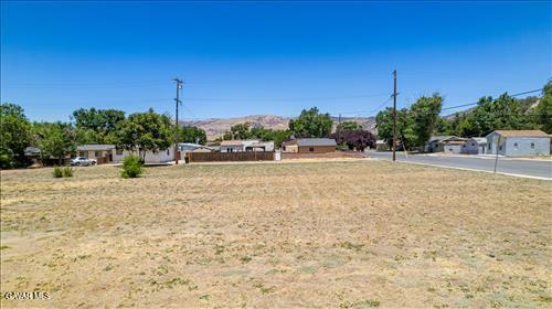 301 W C St, Tehachapi, CA 93561