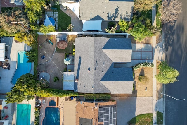 22437 Haynes St, West Hills, CA 91307 - birds eye view of property