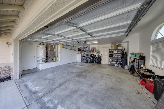24500 Jacaranda Dr, Tehachapi, CA 93561 - garage with a garage door opener