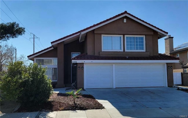 view of front property featuring a garage