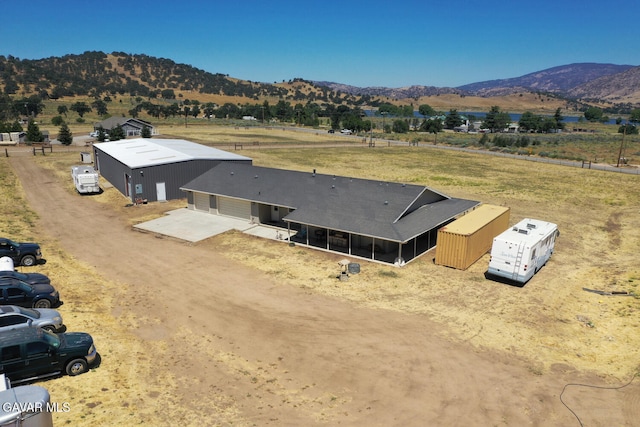 19426 Cavalier Ct, Tehachapi, CA 93561 - overview of rural landscape with a mountainous background