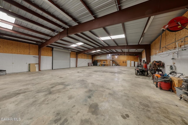 19426 Cavalier Ct, Tehachapi, CA 93561 - view of garage