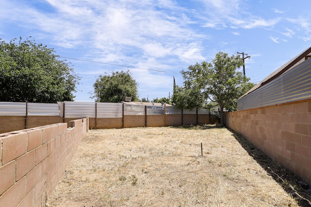 300 W W Ave J9, Lancaster, CA 93534 - view of yard