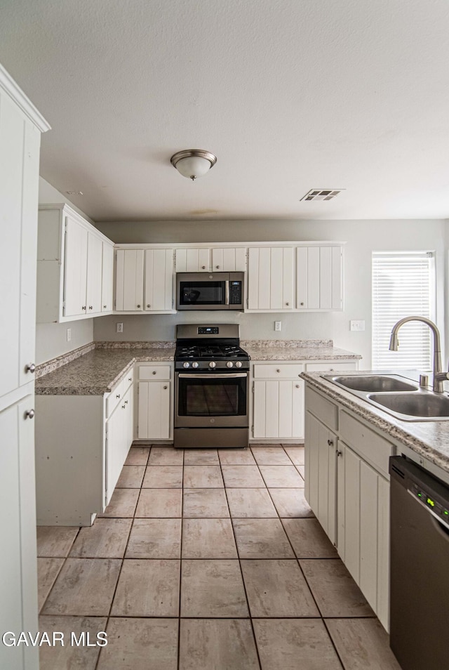 17651 Dike Ct, Tehachapi, CA 93561 - photo 24
