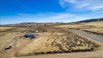 Listing photo 2 for Dennison Rd, Tehachapi CA 93561