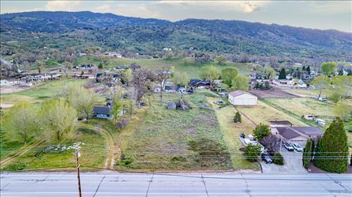 Listing photo 3 for 29021 N Lower Valley Rd, Tehachapi CA 93561