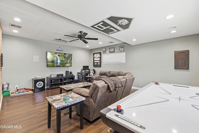 5136 W W Ave L8, Lancaster, CA 93536 - living room featuring dark wood-style flooring, ceiling fan, and recessed lighting