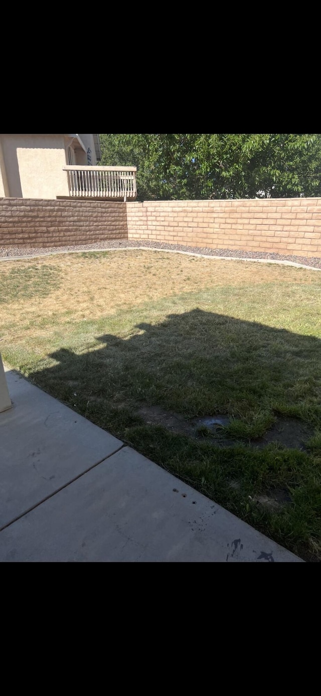 1761 W Blackberry Ct, Palmdale, CA 93551 - view of yard with a patio area