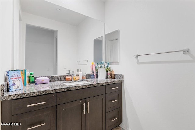 39057 Mondell Pine Ave, Palmdale, CA 93551 - bathroom featuring vanity