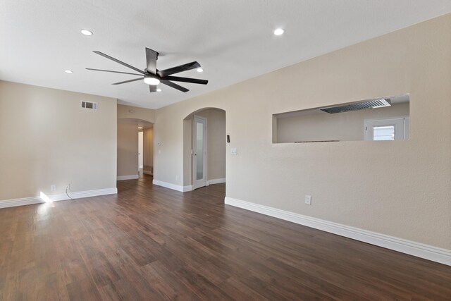 unfurnished room with ceiling fan