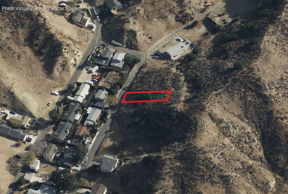 29718 Central Ave, Val Verde, CA 91384 - photo 2