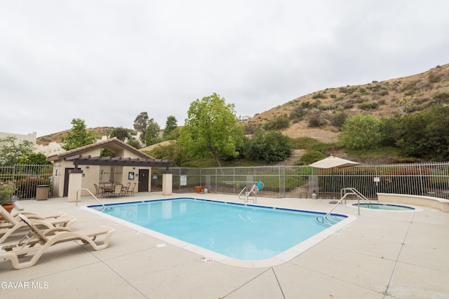 27951 Avalon Dr, Santa Clarita, CA 91351 - photo 19