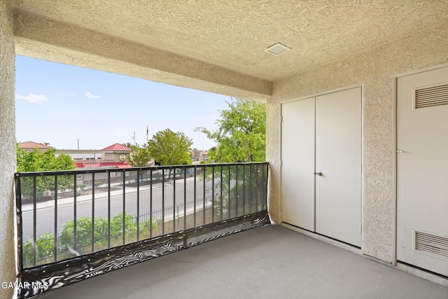 2554 Olive Dr Apt 38, Palmdale, CA 93550 - photo 14