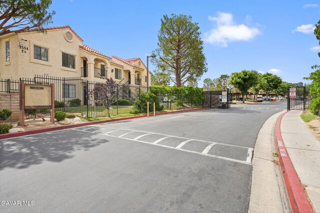 2554 Olive Dr Apt 38, Palmdale, CA 93550 - photo 3