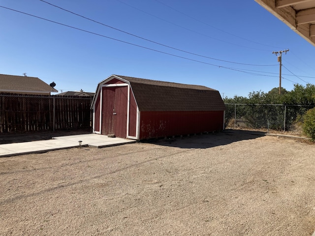 view of outdoor structure