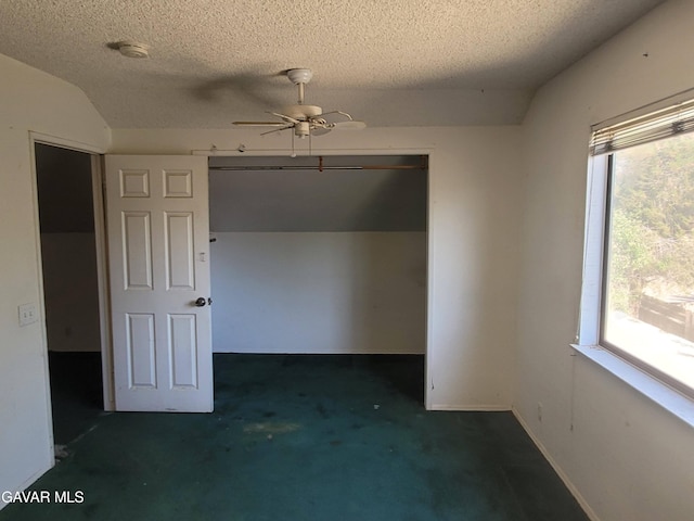 964 Roosevelt St, Ridgecrest, CA 93555 - carpeted spare room with a smoke detector, plenty of natural light, a textured ceiling, and a ceiling fan