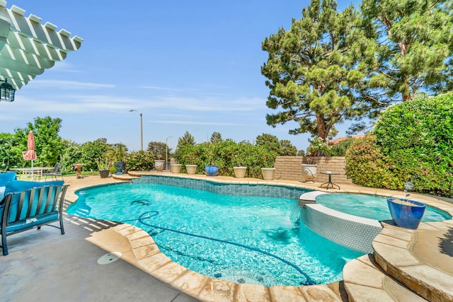 38360 Wakefield Pl, Palmdale, CA 93551 - view of swimming pool with a pool with connected hot tub and a patio area