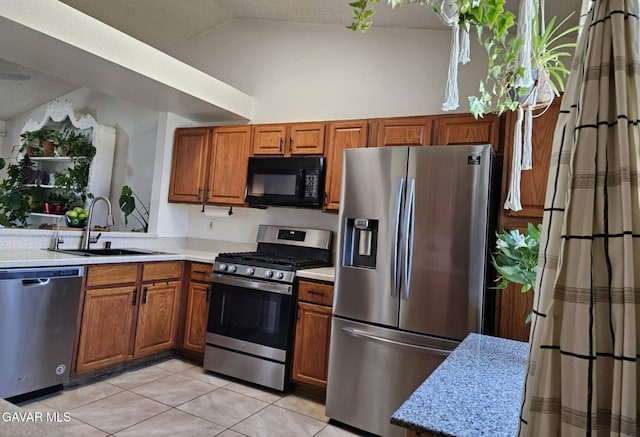 1156 Arlington Ct, Rosamond, CA 93560 - photo 13